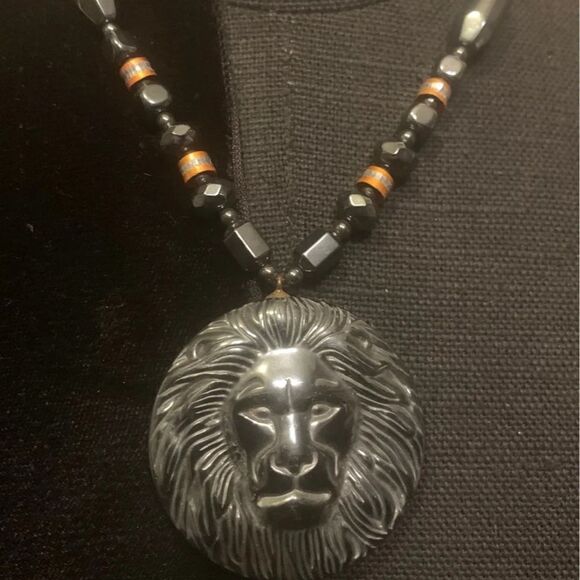 Handmade Black Ice Lion Head  Natural Beaded Necklace - Picture 1 of 6